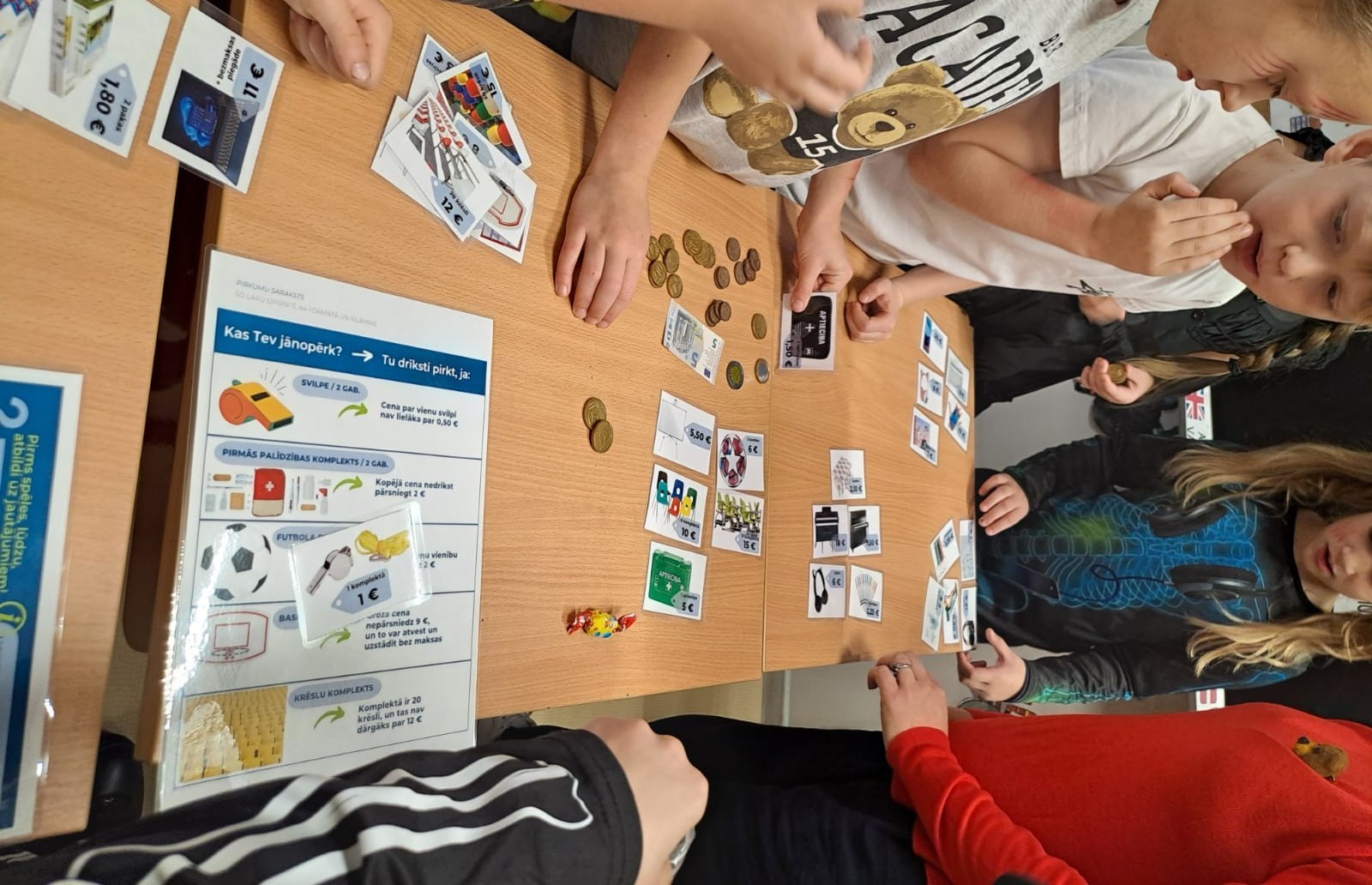 2.d klase spēlē spēli